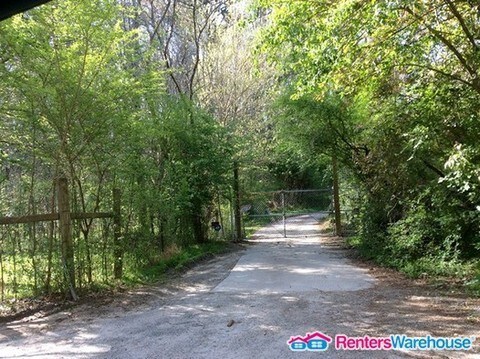 Foto principal - 5850 Derrick Rd