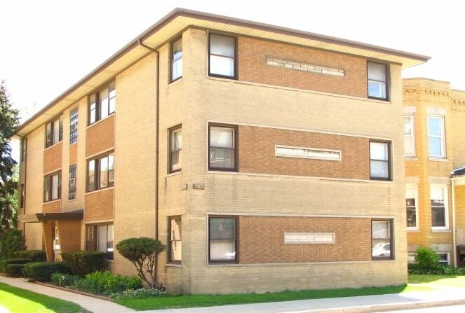 Primary Photo - 5505 W Lawrence Ave