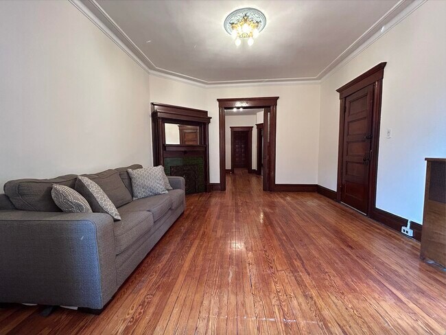 Foto del edificio - 909 Summit Ave