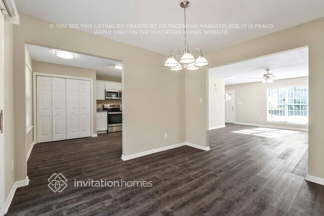 Foto del edificio - 1220 Hunter Forest Ct