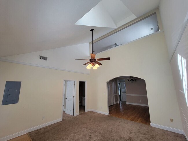 Foto del edificio - 211 Brook Ct