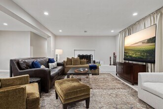 Building Photo - 5539 Rutherglenn Dr Building Photo - 5539 Rutherglenn Dr