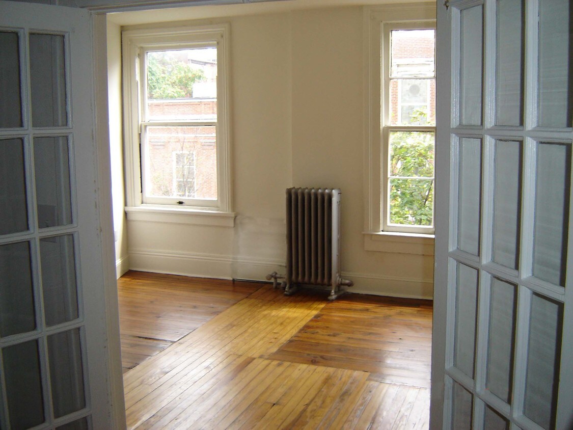 Primary Photo - 1401 Madison Ave