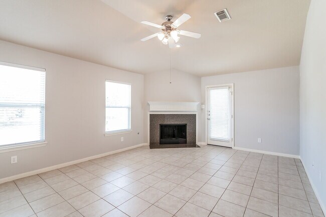 Foto del edificio - 17918 Green Trace Ln