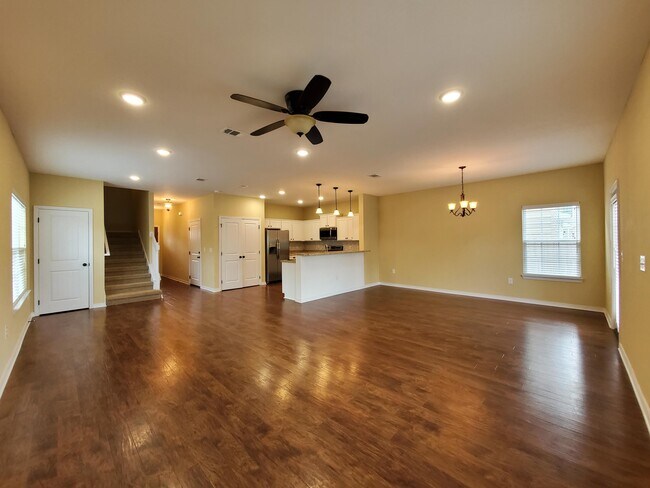 Building Photo - 222 Wainwright Dr