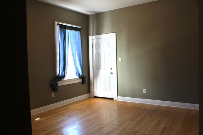 Bedroom 2 - 1908 Esplanade Ave