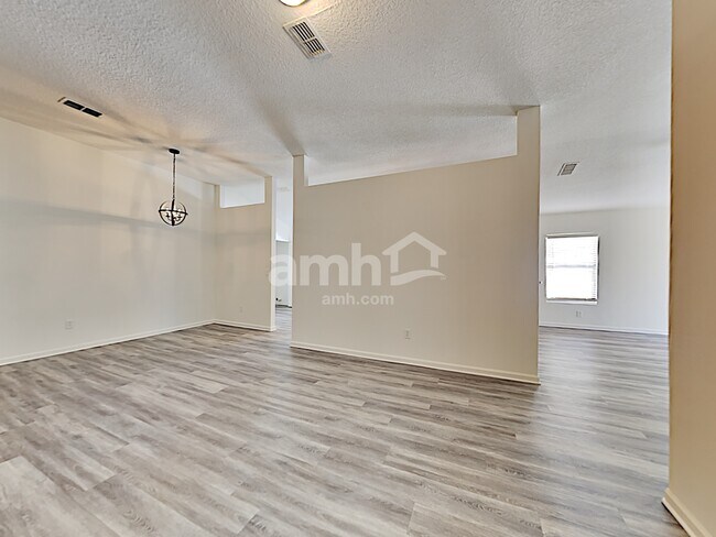 Foto del edificio - 11413 Riverstone Way