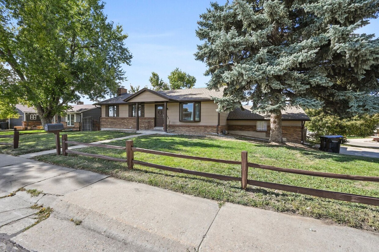 Foto principal - Amazing Arvada Home available now!