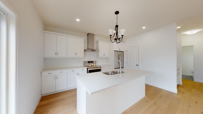 Photo du bâtiment - LOVELY FOUR BEDROOM HOME IN ILDERTON