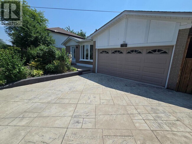 Photo du bâtiment - 285 Fiona Terrace