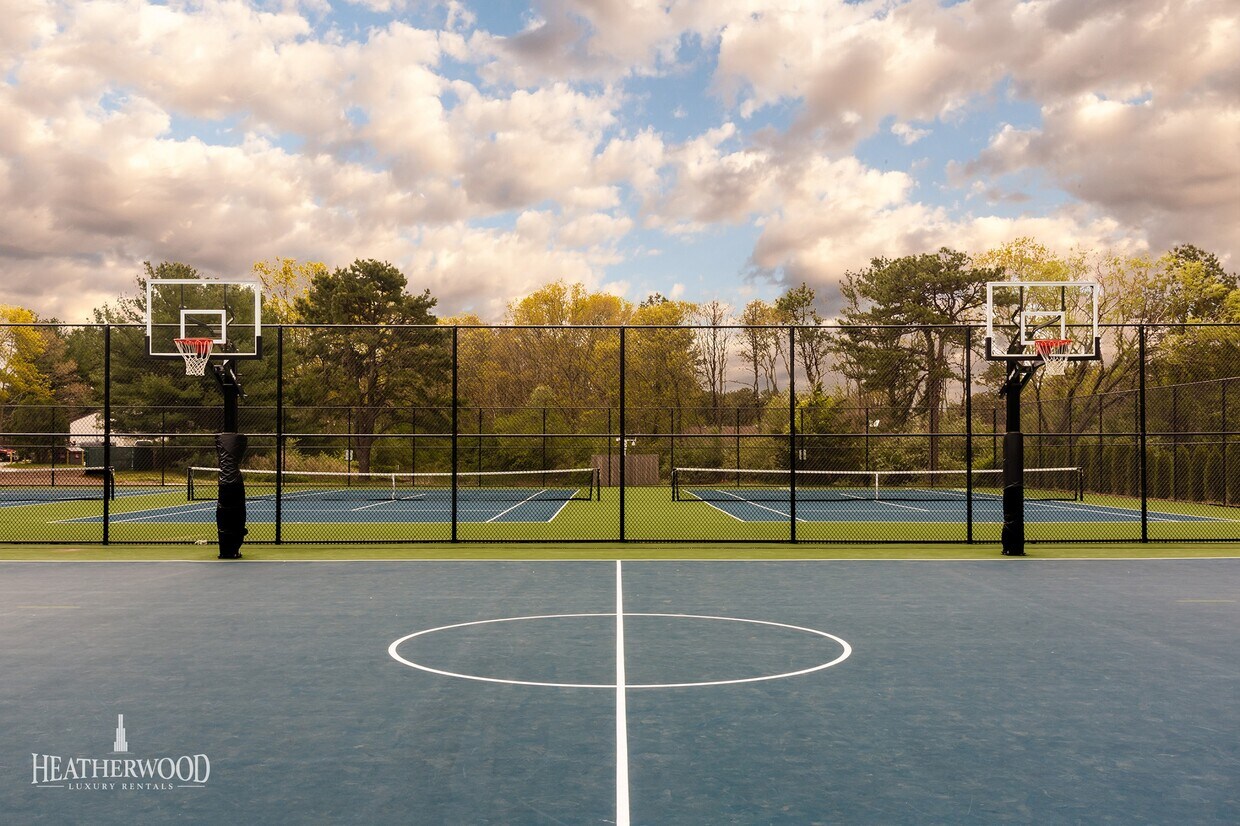 Villas at Pine Hills Rentals in Manorville at 1 Country Club Dr Manorville, NY