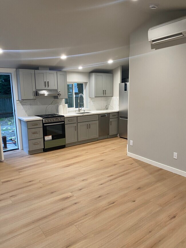 1036 SW 149th St, Burien, WA 98166 House Rental in Burien, WA