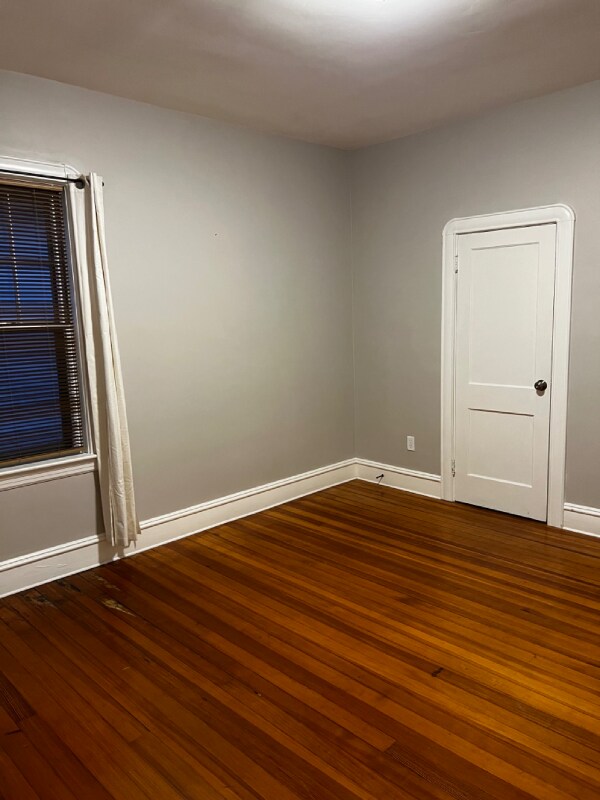 Foto del edificio - 521-523 S Almond St