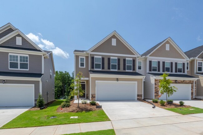 Building Photo - 1221 Pate Farm Ln.