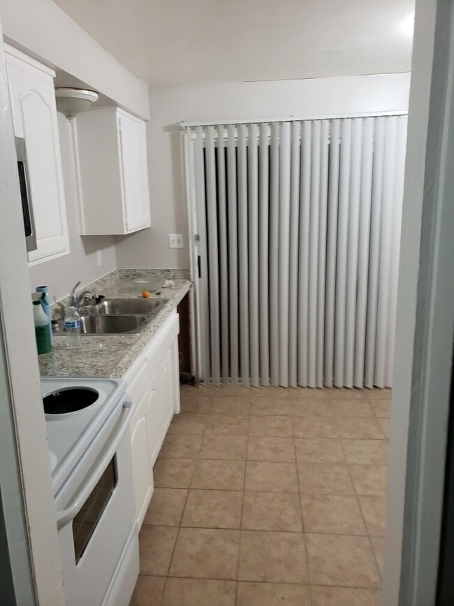 Building Photo - 4516 Planz Rd