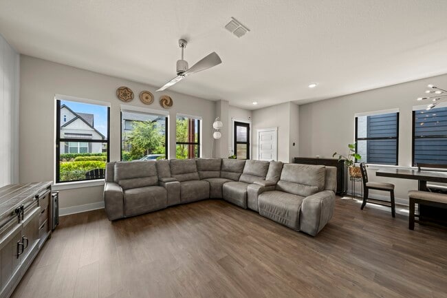 Building Photo - 18507 Parkland Square Pl