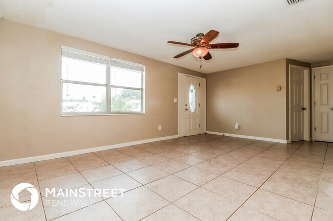 Building Photo - 2413 Palmwood Dr
