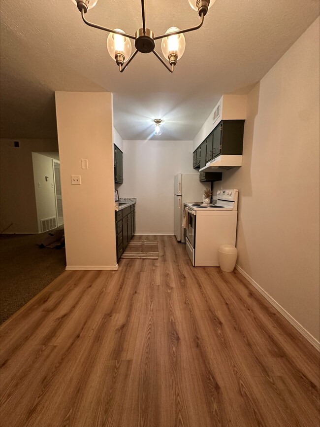 Building Photo - 4214 Billtown Rd