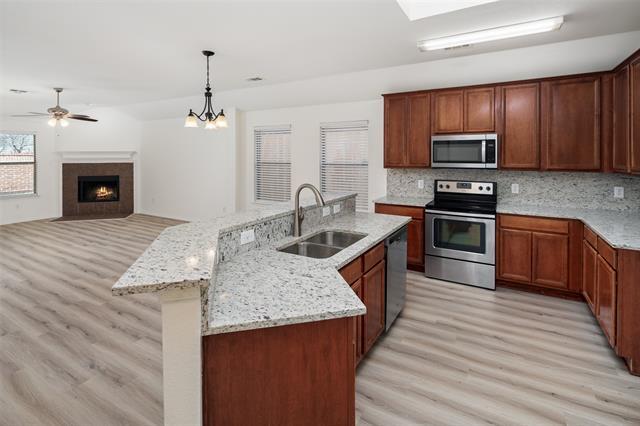 Foto del edificio - 2417 Eisenhower Dr