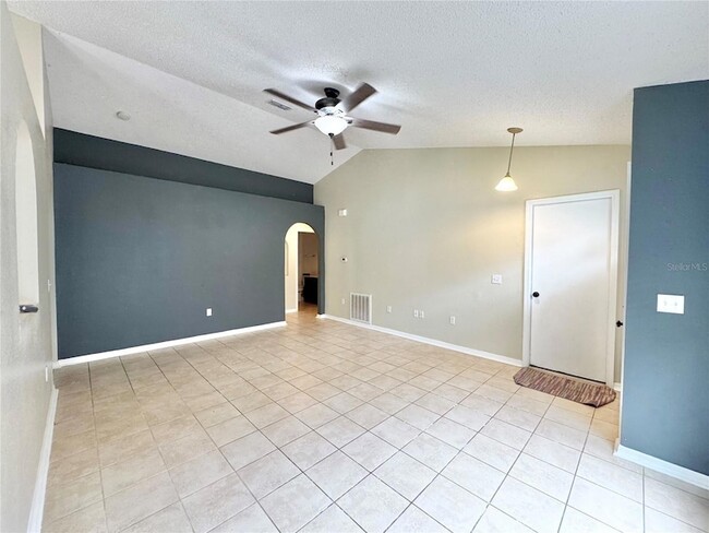 Building Photo - 2093 Whispering Trails Blvd