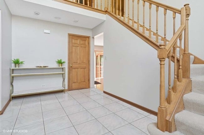 Building Photo - 970 Amberwood Cir