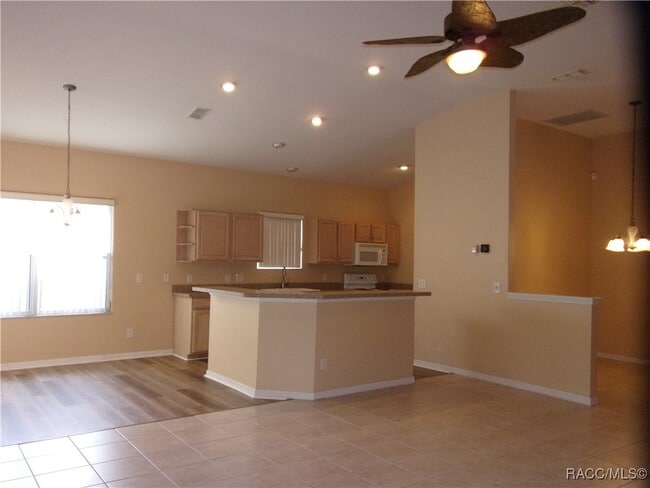 Foto del edificio - 1933 W Shanelle Path