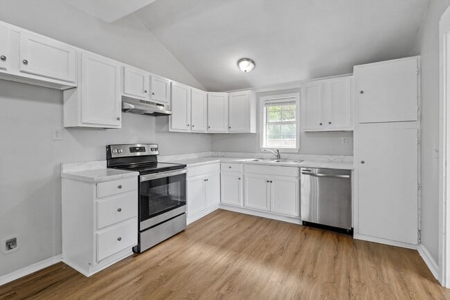 Foto del edificio - Charming 2 bedroom, 1 bathroom home located near Historic McKinney!!