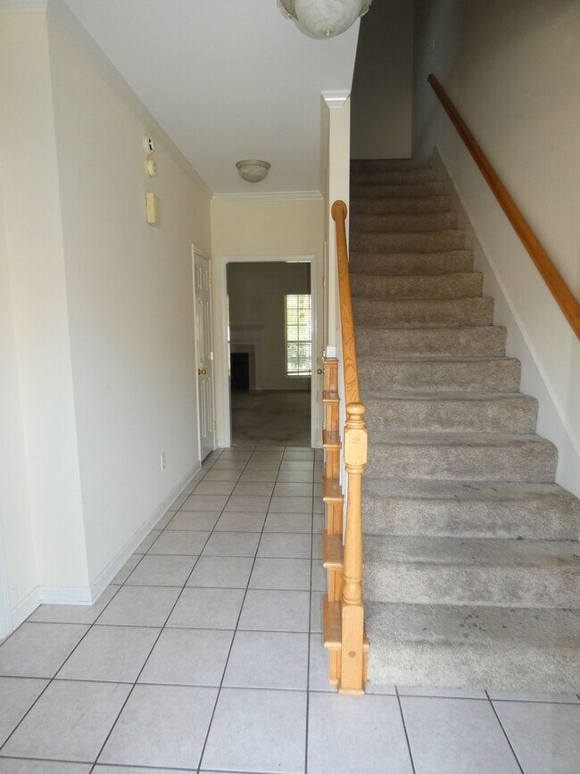 Building Photo - Home for rent in Helena!!