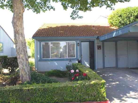 Building Photo - 2500 Florida Ln