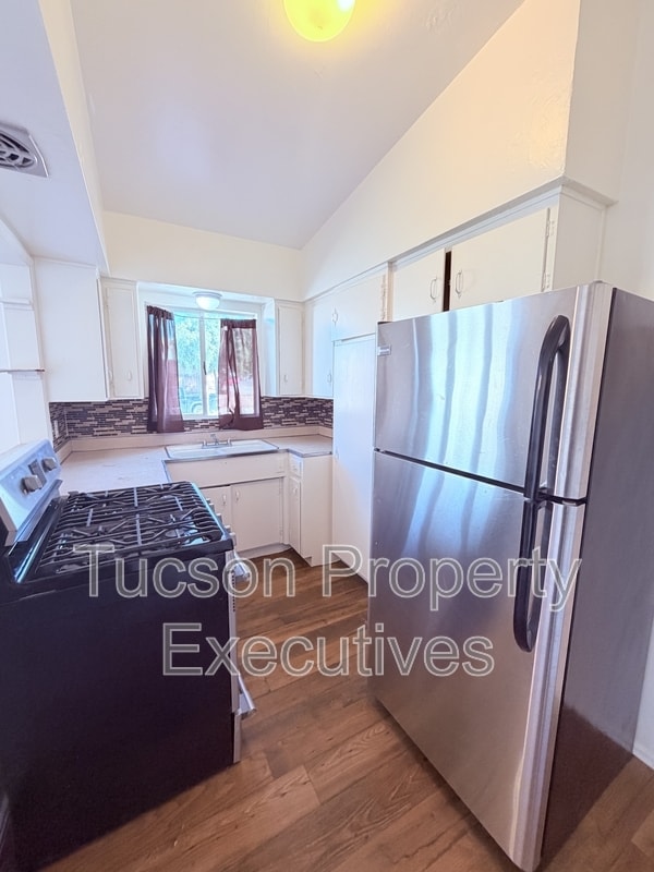 Foto del edificio - 1603 N Highland Ave