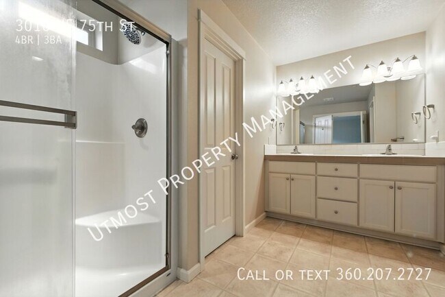 Foto del edificio - 3016 NE 75th St