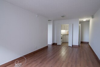 Building Photo - 2285 Rue St Mathieu