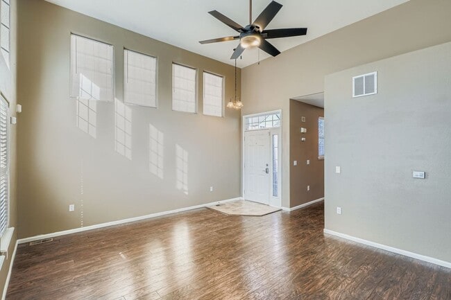 Foto del edificio - Spacious 3-Bedroom Townhome in Prime Denve...