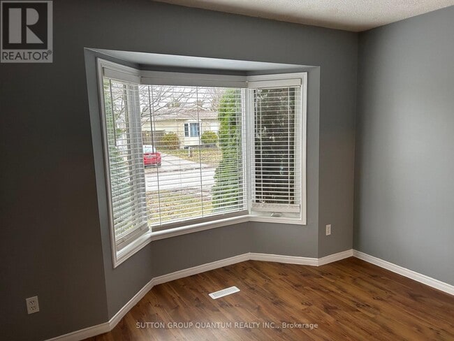 Building Photo - 987 Prosperity Ct