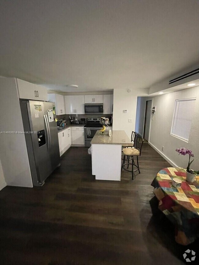 Sawgrass Plantation Apartments under 3,000 Plantation, FL 2