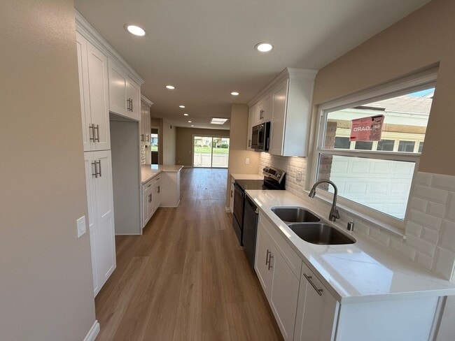 Building Photo - Updated Del Mar model home in Leisure Village