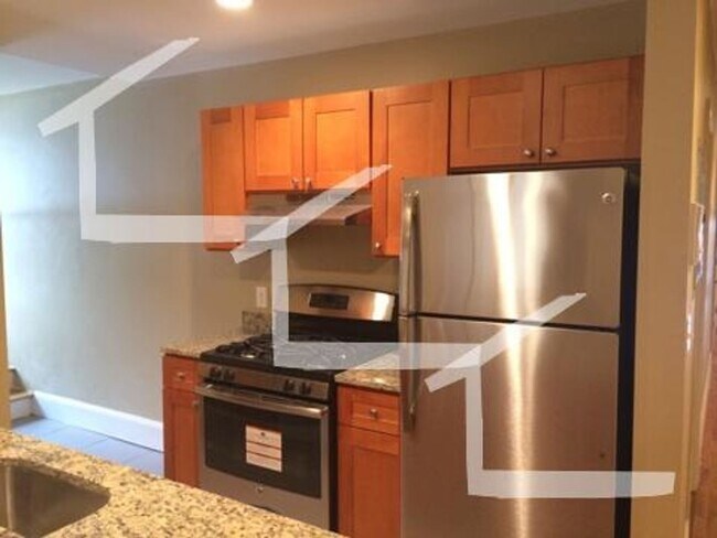 Foto del edificio - HOT BROOKLINE LISTING!!!!!