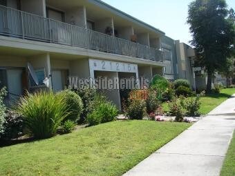 Primary Photo - 21215 Saticoy St