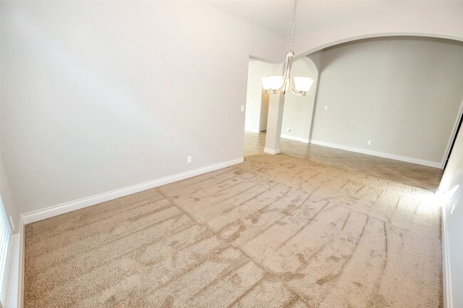 Foto del edificio - 2911 River Flower Ln