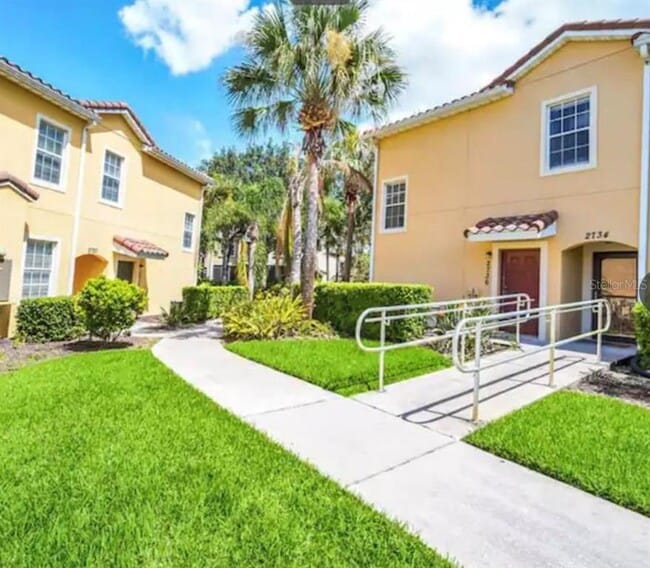Building Photo - 2736 Oakwater Dr