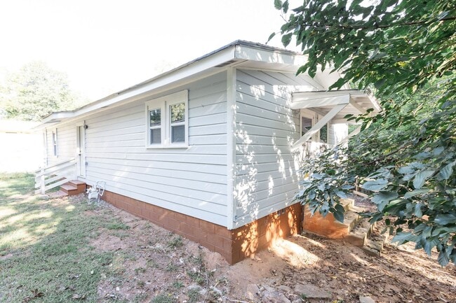 Foto del edificio - Updated 3BR/2BA Home – $500 OFF 1st Month!