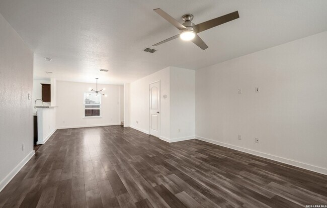 Foto del edificio - 7322 Bowdre