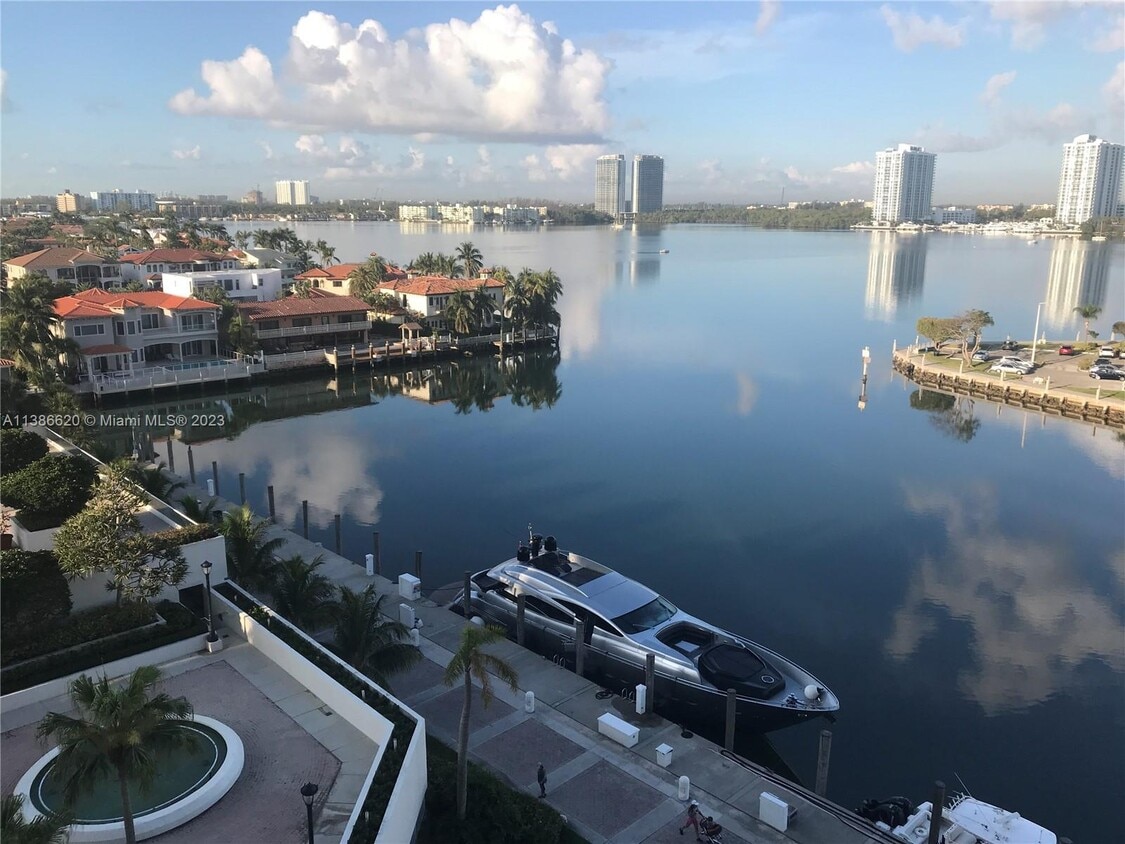 1000 W Island Blvd Unit 812, Aventura, FL 33160 Condo for Rent in