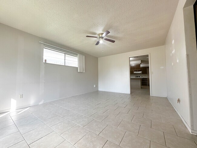Foto del edificio - 4112 Mason Dr