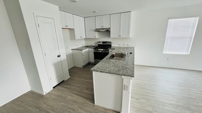 Building Photo - 2940 Calandra Lark
