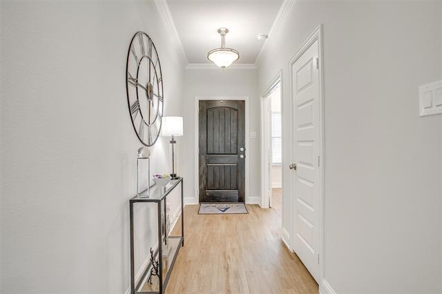Foto del edificio - 6618 Ellesmere Dr