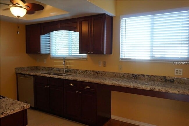 Building Photo - 10947 SW 83rd Ct