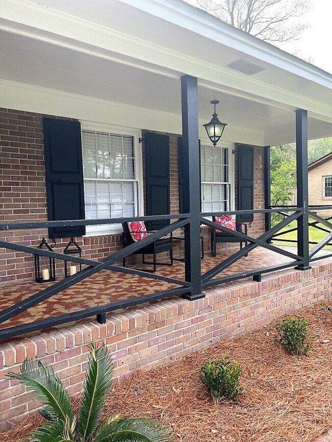 Foto del edificio - 104 Tyvola Dr