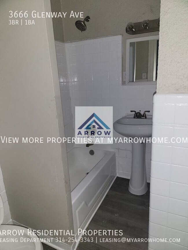 Foto del edificio - 3666 Glenway Ave