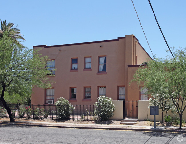 Building Photo - Mariposa Apartments